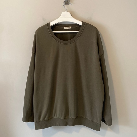 Good American Khaki Drop Shoulder Long Wide Sleeve Crewneck Sweatshirt - Picture 4 of 16